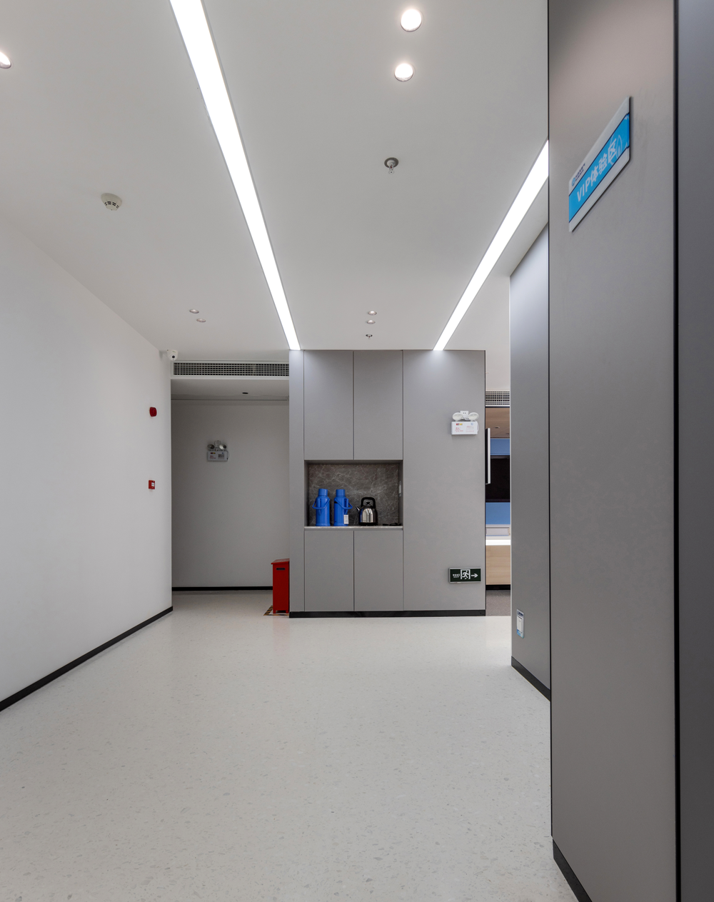 【完工項(xiàng)目】武漢市唯一一個(gè)將營(yíng)業(yè)廳與管理站的服務(wù)概念與功能相互融合的“一體化”實(shí)體服務(wù)中心(圖6) 9.png